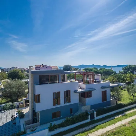 Arbo Villa *