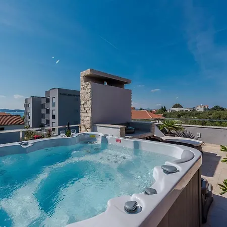 Arbo Villa *
